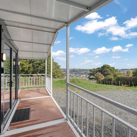 2 Bedrooms Cabin 5 Min To Pukekohe Town Centre المظهر الخارجي الصورة