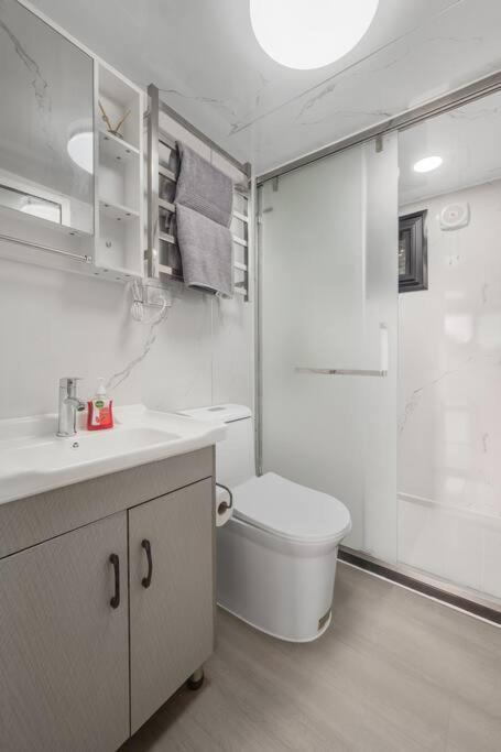 2 Bedrooms Cabin 5 Min To Pukekohe Town Centre المظهر الخارجي الصورة
