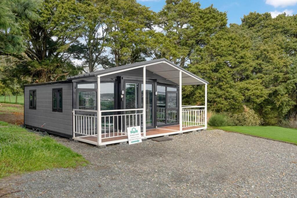 2 Bedrooms Cabin 5 Min To Pukekohe Town Centre المظهر الخارجي الصورة